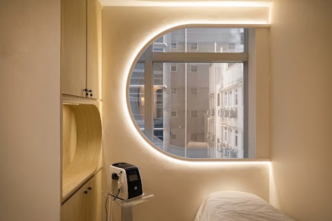 Amica Beauty (HK)