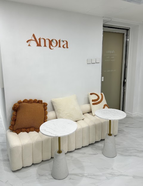 Amora