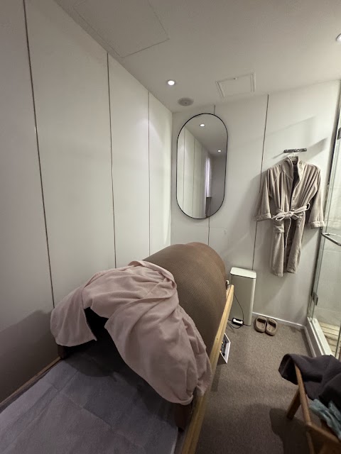 Omm Wellness Beauty 靜心・岩盤浴・養生美容