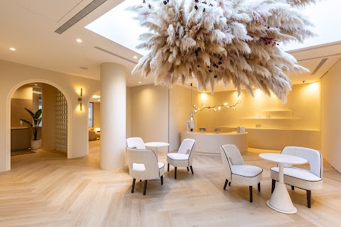 靖澄 beauty care - 巨城旗艦店｜新竹皮膚管理｜整體造型｜美髮｜熱蠟｜SPA-新竹粉刺清潔|臉部保養|做臉推薦|皮膚管理|SPA按摩|身體舒壓|男生做臉|無痛清粉刺