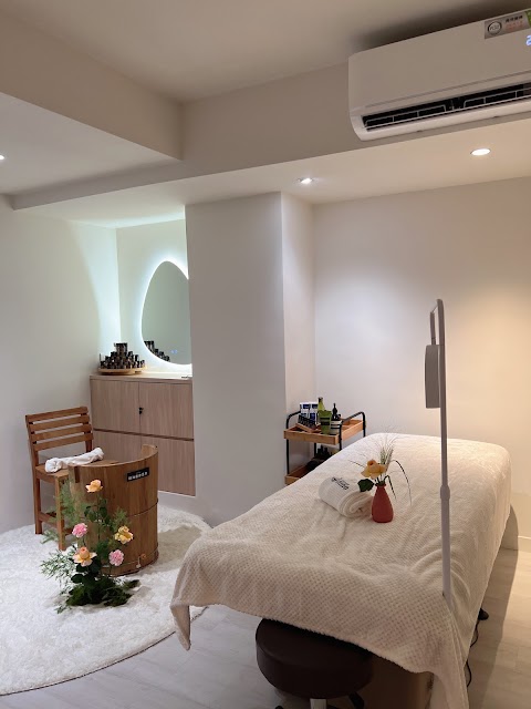 LiliHo梨梨荷科顏管理