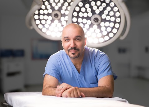 TrueCare Cosmetic Surgery Irvine - Babak Farzaneh MD