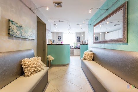 JustMelt MedSpa