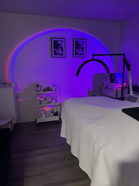 J. Luna Acne Clinic + Esthetics