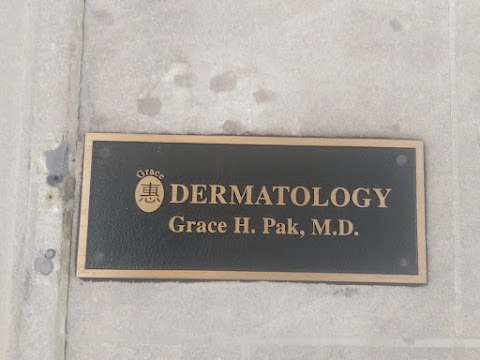 Pak Grace H MD