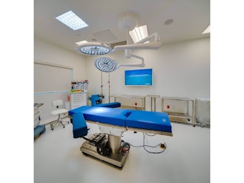 Feel Beautiful Plastic Surgery San Diego, Steve Laverson MD