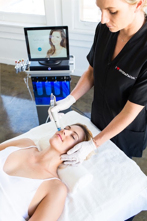 Mirror Mirror Med Spa