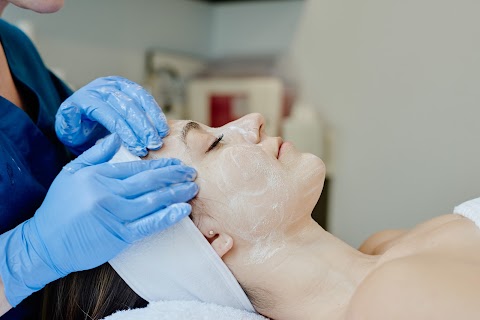 Arya Derm