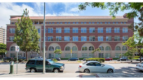 Keck Medicine of USC - USC Dermatology - University Park Campus