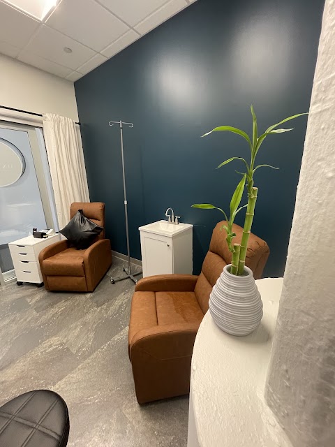 LUX Wellness CA: IV Drip Sacramento