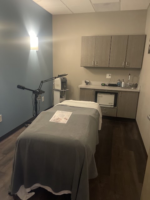Hand & Stone Massage and Facial Spa