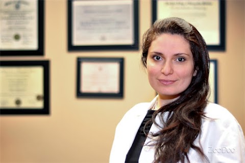 Dr. Lyubov Avshalumova (212SKIN.com)