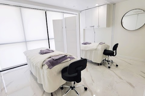 OUÏE INT’L Skin Care