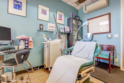 Rex Moulton-Barrett, MD Plastic Surgery & MediSpa