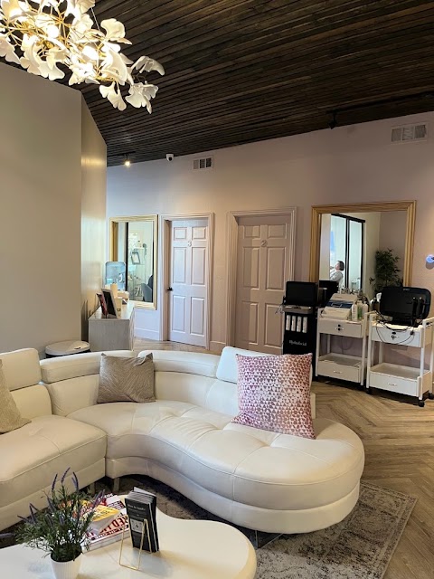 Willow Glow Wellness Spa Clinics
