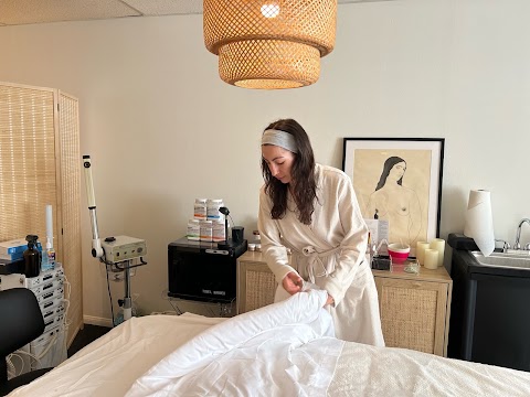 Skin Kin Facial Studio
