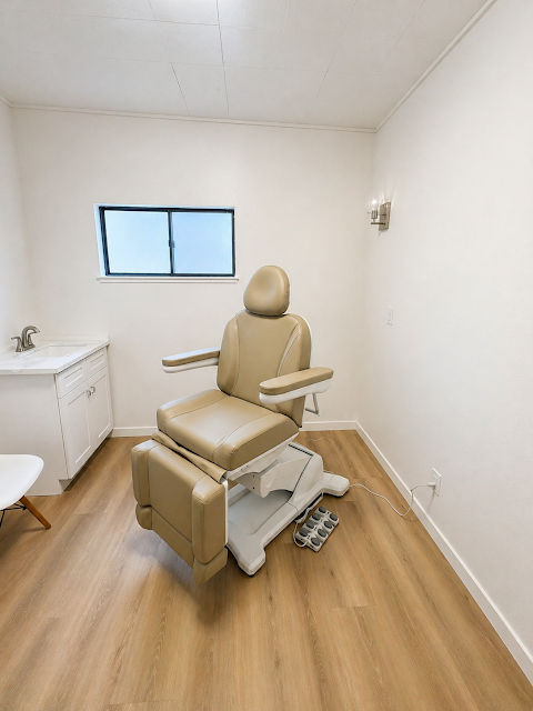 Caroline Campbell Dermatology