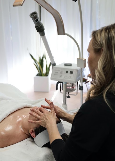 Pure Skin + Acne Clinic