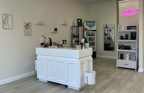 Vluxe Modern Aesthetics by Nursing