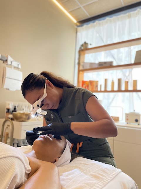 Skintuitive