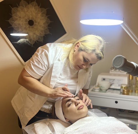 AV Skincare