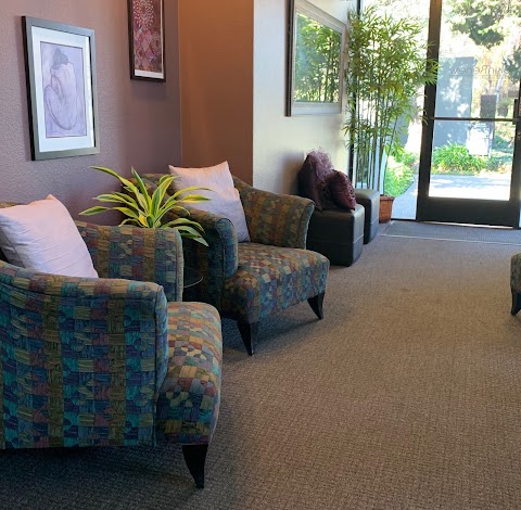 SkinRenew Laser & Cosmetic Surgery - Grace Kwon M.D.