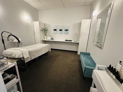 Derma Lounge