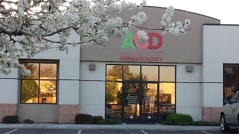 Advanced Cosmetic Dermatology