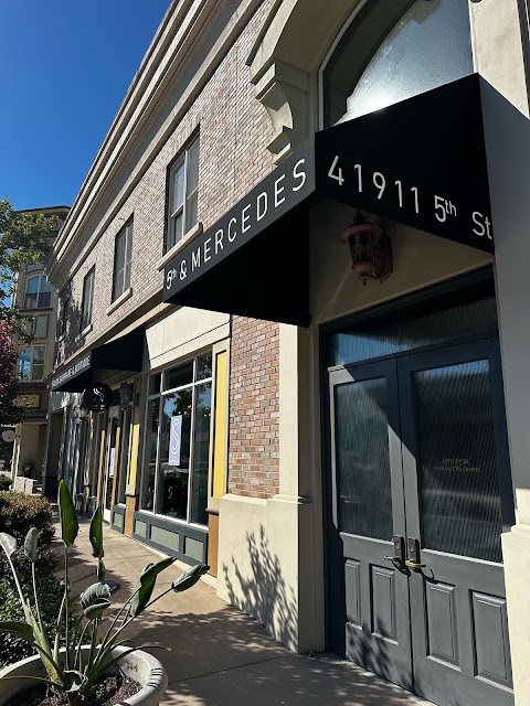 Skin & Soul Medical Aesthetics | A Portrait Collective Provider
