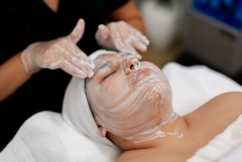 Esthy clinic