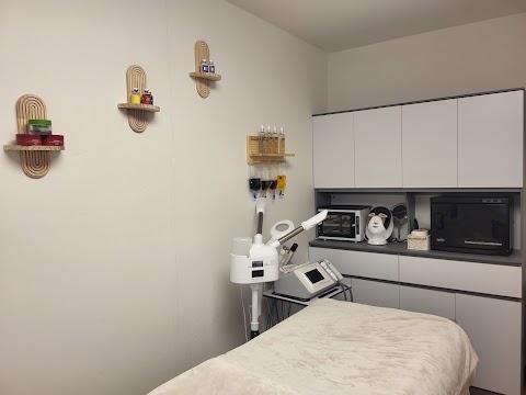 YonaSkinClinic ( K- Beauty )