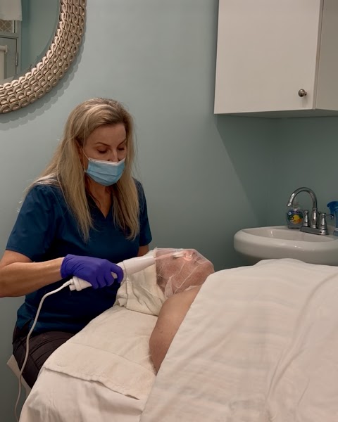 DermaRenewal Skincare by Kim Sommer