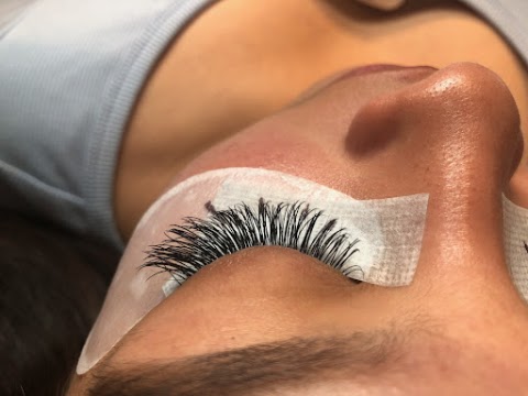 Mon Cherie Lash & Esthetician