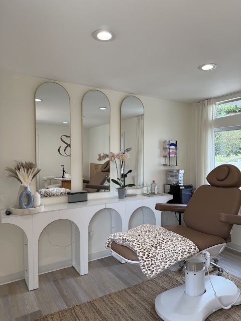 Sand & Sea: A Private Skin Sanctuary