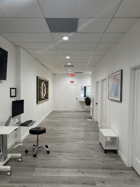 DrG LipoSculpture Center