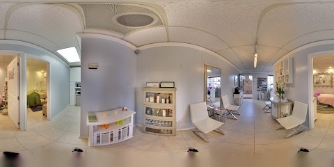 AJ's Skincare Studio