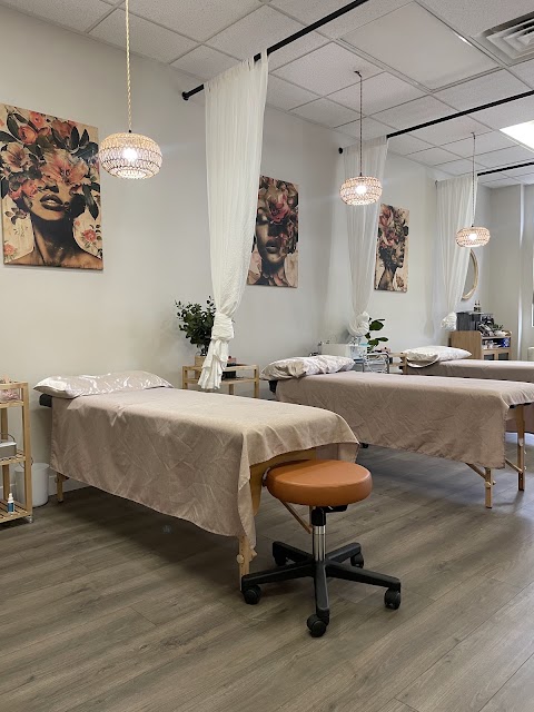 bloom beauty lab