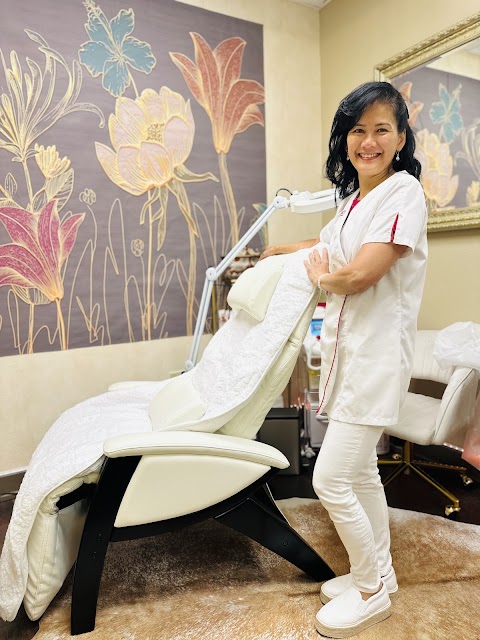 Luminay Skincare