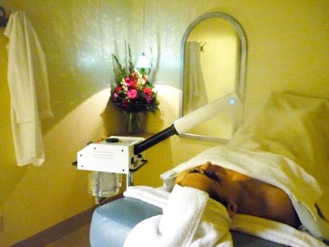 DermaCare Facial Clinic