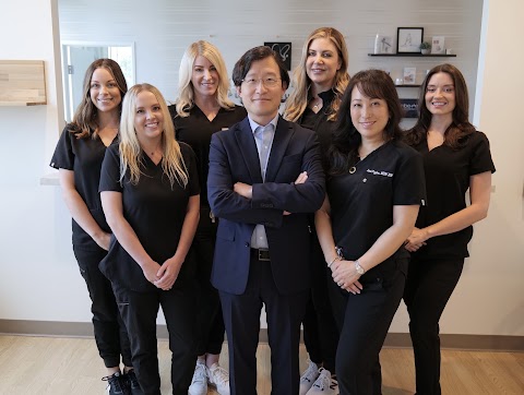 Renaissance Plastic Surgery: Richard H. Lee, MD