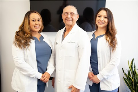 Exceptional Dermatology Care: A Pacific Dermatology Specialists Clinic
