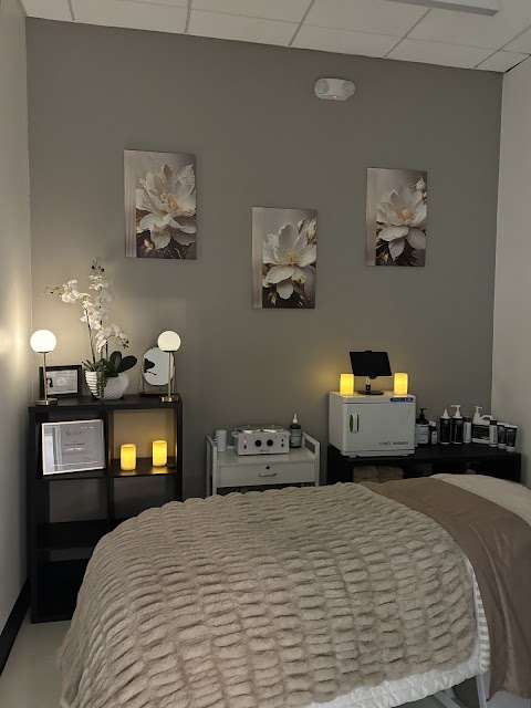 Skin Radiance Studio