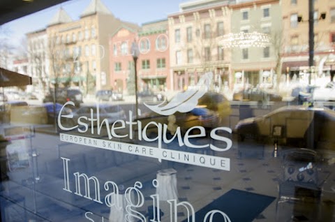 Esthetiques Skin Care Clinique & Day Spa