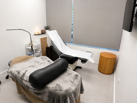 Mandel Dermatology - Greenvale