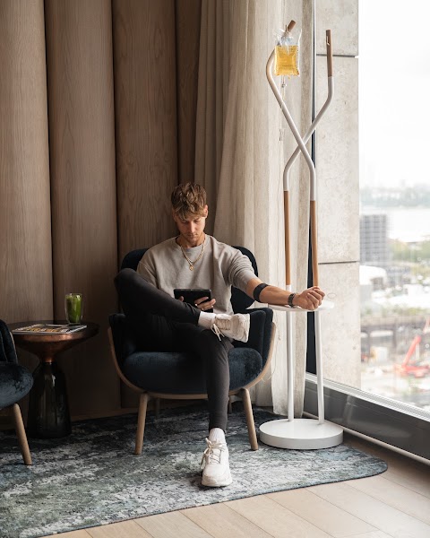 Clean Market IV Drip Lounge at Equinox Hotel Hudson Yards