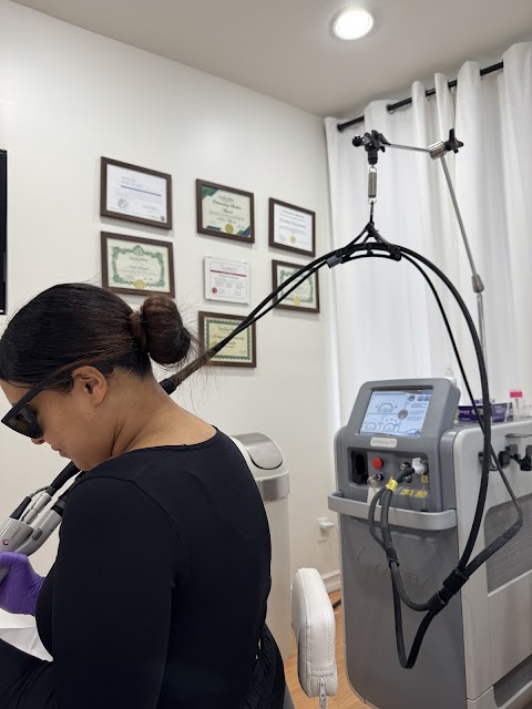 Glow Skin Bar Esthetics