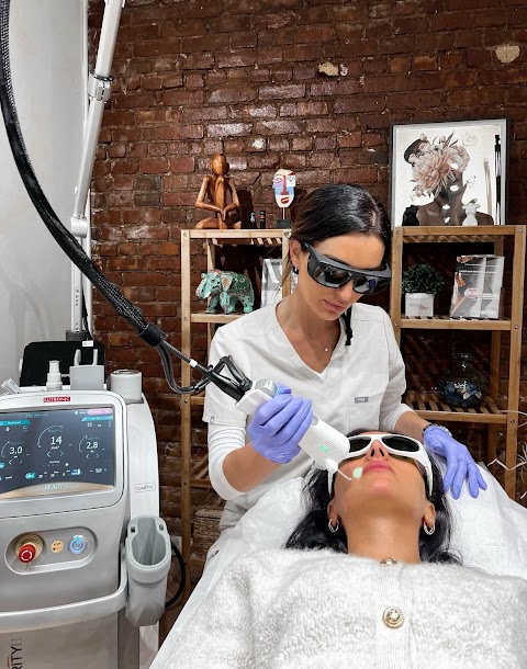 Ecous Laser Boutique