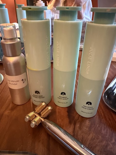 JULIE LINDH AGELESS SKIN EXPERT
