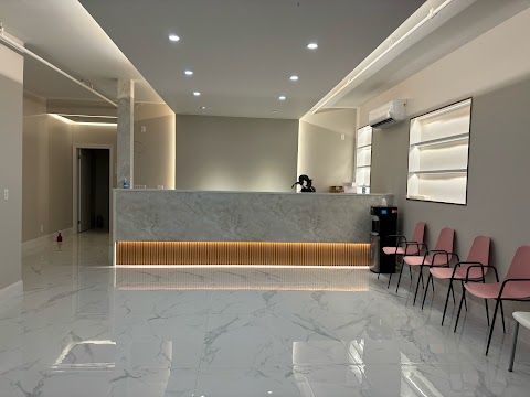 Century Dermatology 清清皮肤诊所