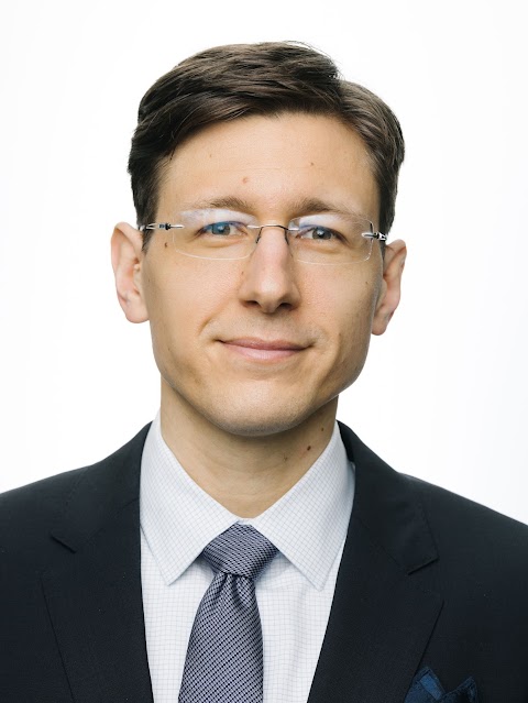 Daniel Demesh, MD